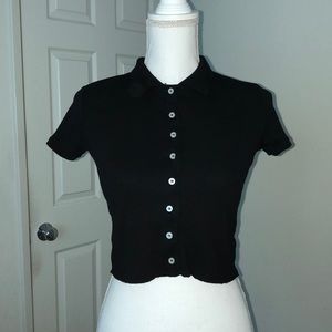 Brandy Melville cropped shirt😍